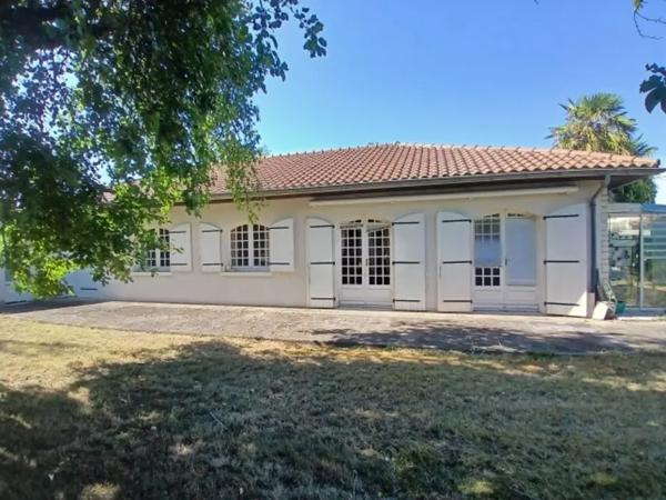 MANSLE-LES-FONTAINES PLAIN-PIED, 3 CHAMBRES, 2 GARAGES ET