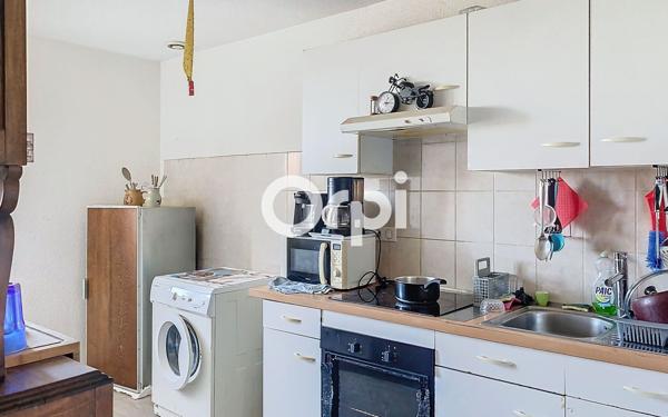 Immeuble à vendre    3 pièces • 149,52 m2 Commentry