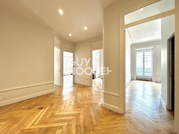 Appartement T4 à louer de 124m²