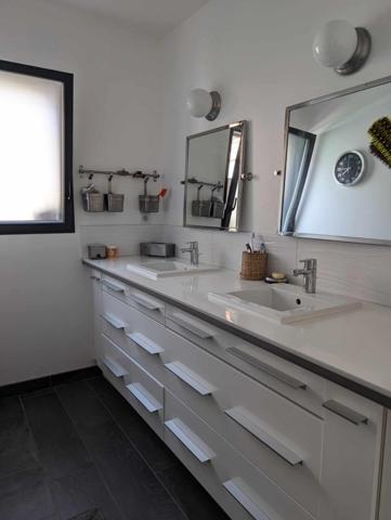 Magnifique maison à Aiffres. Coup de cœur assuré !