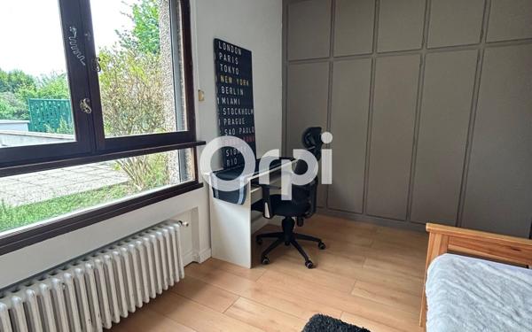 Appartement à louer    3 pièces • 62,65 m2 Savigny-sur-Orge