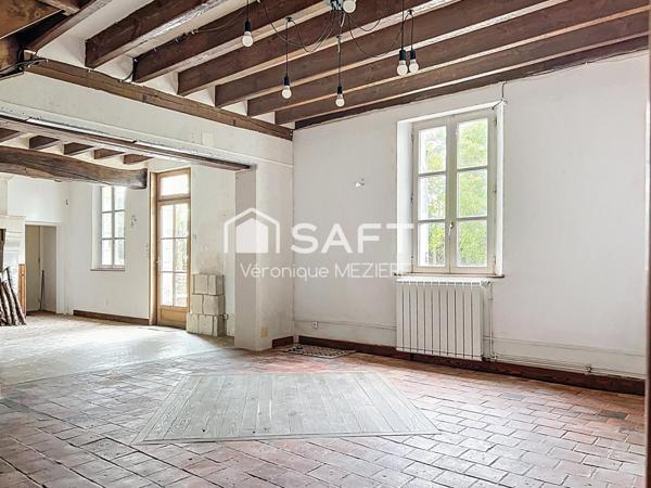 Belle longère en tuffeau de 178 m²