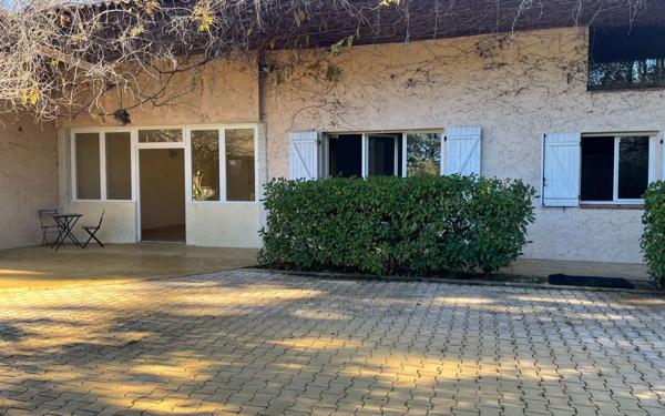 Maison à vendre    5 pièces •  Lédenon