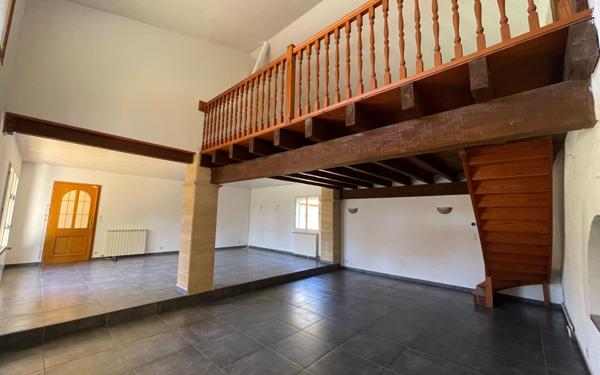 Maison à vendre    5 pièces •  Lédenon