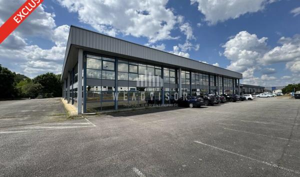 À LOUER : PLATEAU DE BUREAUX D'ENVIRON 1149 m²