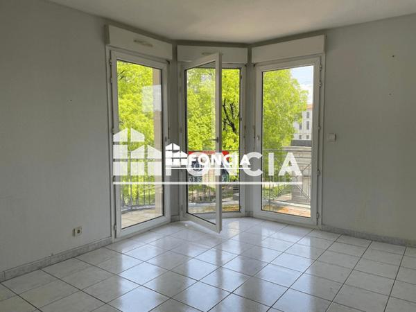 Location Appartement 2 pièces 45.71 m² - 5/7 ALLEE CORBIERE Castres 81100