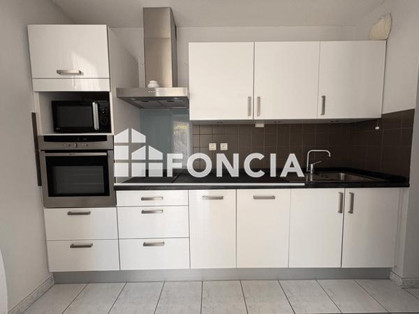 Location Appartement 2 pièces 45.71 m² - 5/7 ALLEE CORBIERE Castres 81100
