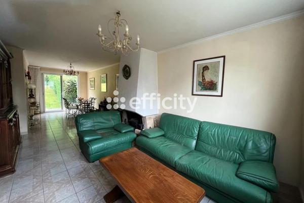 Maison
         5 pièces
        - 118 m² 419 000 € *