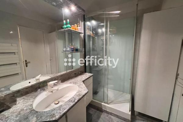 Maison
         5 pièces
        - 118 m² 419 000 € *