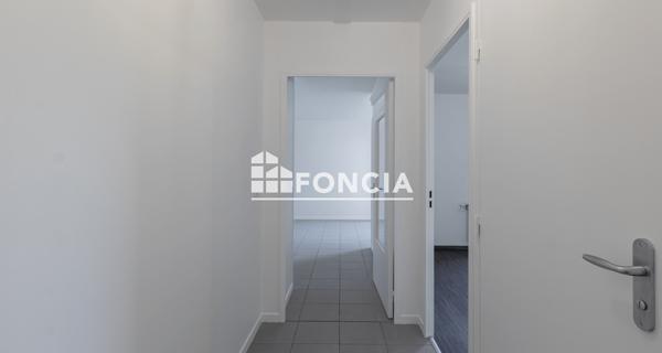 À vendre Appartement 2 pièces 42.8 m² - Décines-charpieu 69150