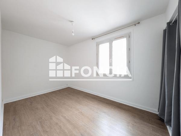 Location Appartement 4 pièces 68.91 m² - 62 QUAI CAVELIER DE LA SALLE Rouen 76100