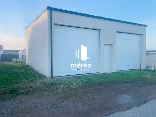 GARAGE RECENT 110m² SUR TERRAIN CONSTRUCTIBLE +350m²