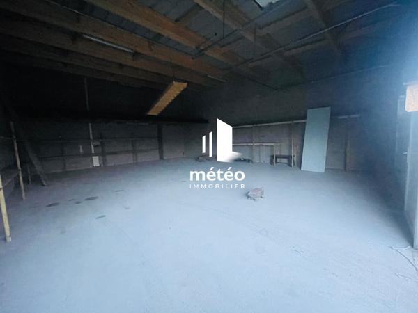 GARAGE RECENT 110m² SUR TERRAIN CONSTRUCTIBLE +350m²