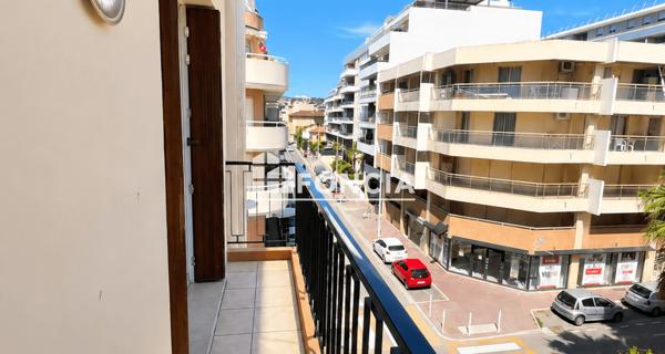 À vendre Appartement 3 pièces 66.66 m² - Antibes 06160