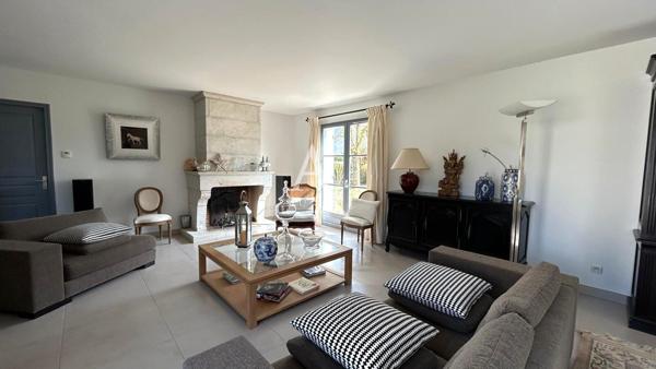 Magnifique Maison Coup de Coeur, Lumineuse !