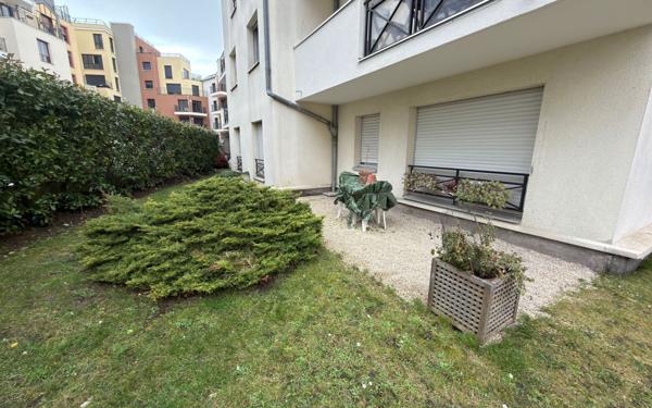 Appartement à vendre    2 pièces • 29,67 m2 Nogent-sur-Marne