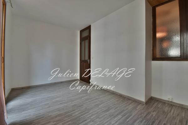 À vendre – T4 sur Embrun avec cave et balcons.