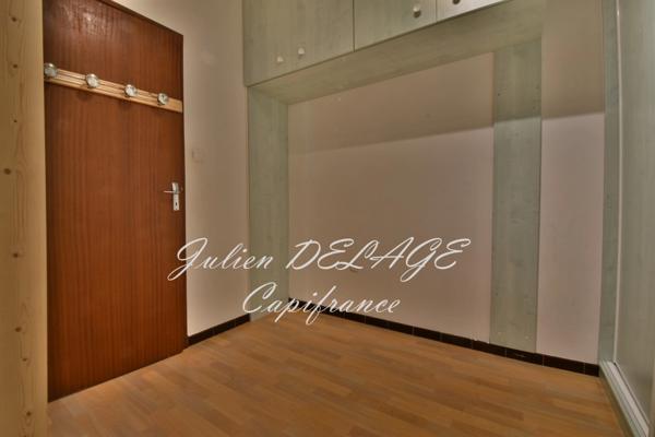 À vendre – T4 sur Embrun avec cave et balcons.