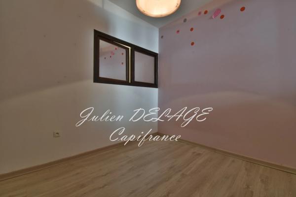 À vendre – T4 sur Embrun avec cave et balcons.