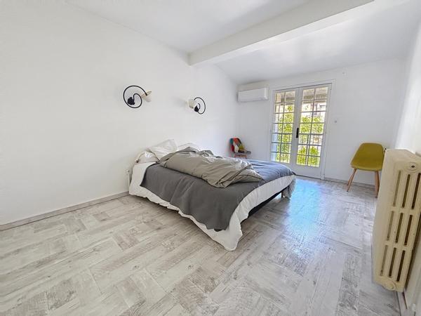 Carcassonne – Maison 160 m² – 4 chambres – Garage 45 m²