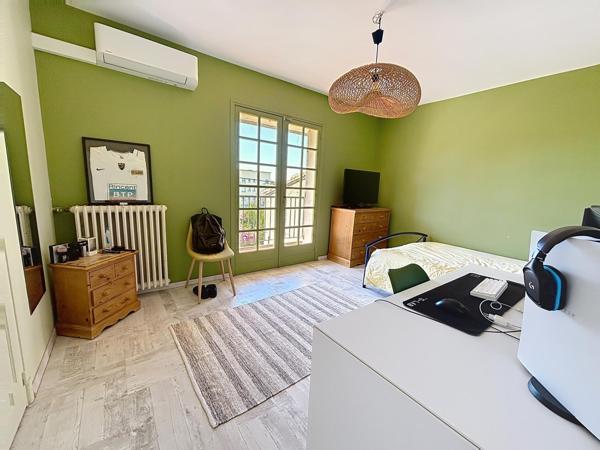 Carcassonne – Maison 160 m² – 4 chambres – Garage 45 m²