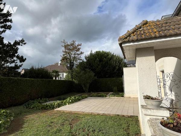 400 mètres Mer, maison 100m² avec garage et jardin 