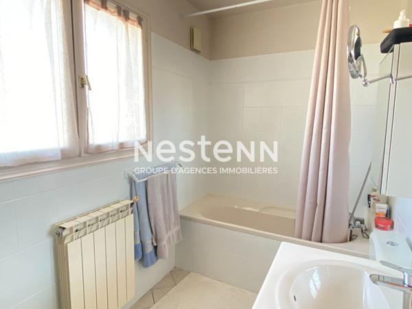 NESTENN IGNY maison familiale fonctionnelle de 170m² sur un terrain clos de 281m² sur le secteur Val d'Albian de Saclay proche commerces, écoles/ grandes écoles Polytech, HEC, ligne V-ligne 18, bus 4609/4659/6135/6171/6173/6174, plateau de Saclay, Vélizy
