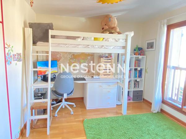 NESTENN IGNY maison familiale fonctionnelle de 170m² sur un terrain clos de 281m² sur le secteur Val d'Albian de Saclay proche commerces, écoles/ grandes écoles Polytech, HEC, ligne V-ligne 18, bus 4609/4659/6135/6171/6173/6174, plateau de Saclay, Vélizy