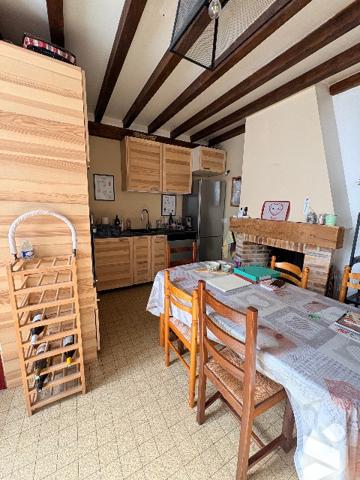 POLIGNY - Charmante maison de ville avec petite cour intérieure