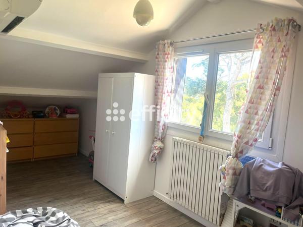 Maison
         4 pièces
        - 110 m² Exclusivité 629 000 € *