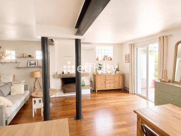 Maison
         4 pièces
        - 110 m² Exclusivité 629 000 € *