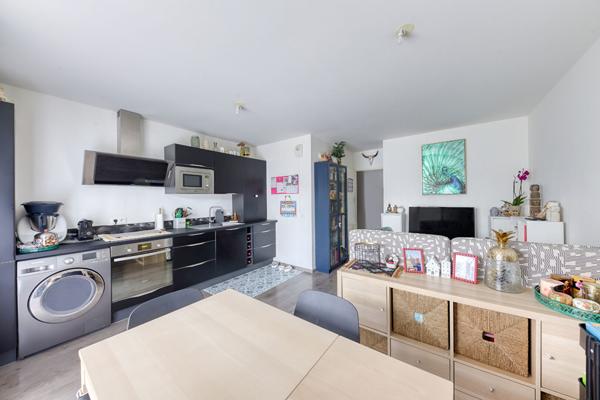 Appartement Bussy Saint Georges 3 pièce(s) 61.82 m2