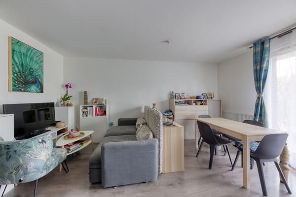 Appartement Bussy Saint Georges 3 pièce(s) 61.82 m2