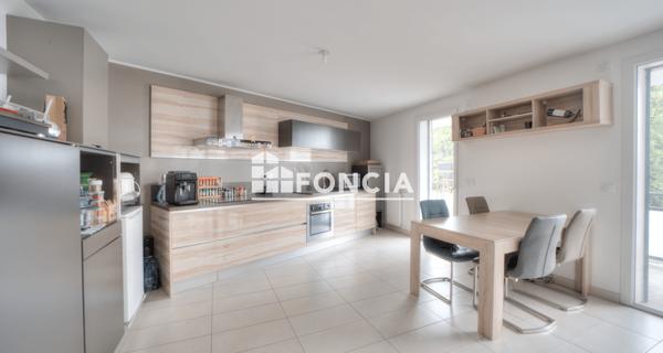 À vendre Appartement 4 pièces 87.29 m² - Saint-genis-pouilly 01630
