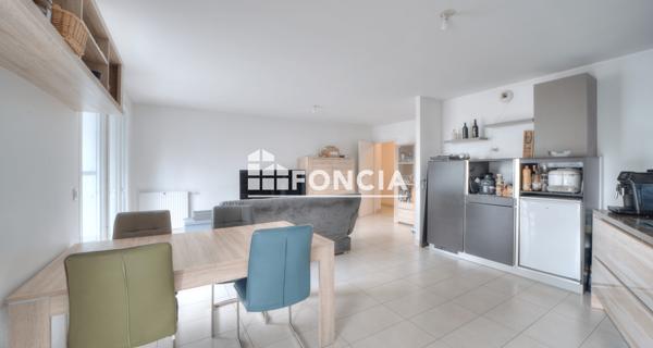 À vendre Appartement 4 pièces 87.29 m² - Saint-genis-pouilly 01630