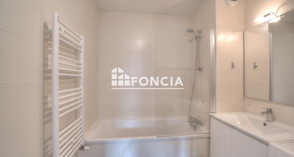 À vendre Appartement 4 pièces 87.29 m² - Saint-genis-pouilly 01630
