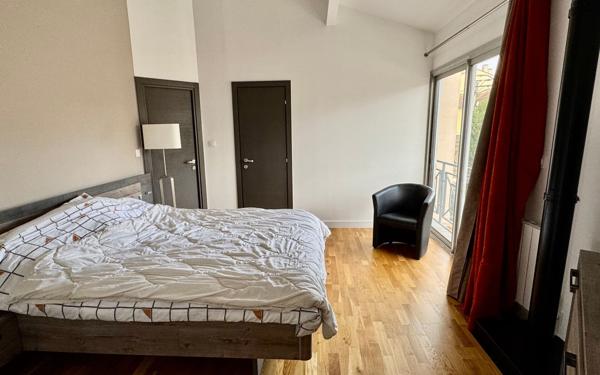 Maison à vendre    7 pièces • 203 m2 Toulouse