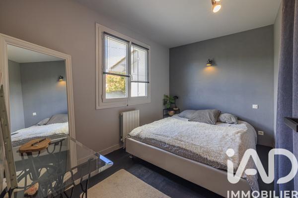 Maison à vendre 5 pièces 111,4 m² Saint-Seurin-sur-l'Isle