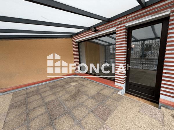 Location Local commercial 40 m² - 66 RUE D'ÉTION Charleville Mezieres 08000