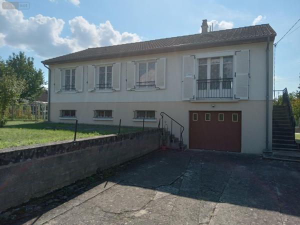 Maison à vendre à Saint-Genou dans l'Indre (36500), ref : 1048220