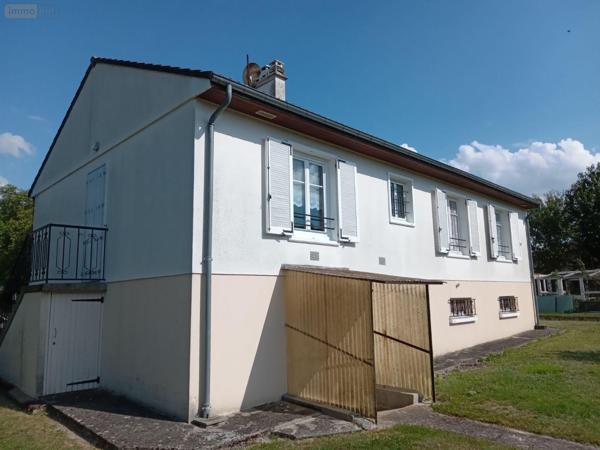 Maison à vendre à Saint-Genou dans l'Indre (36500), ref : 1048220