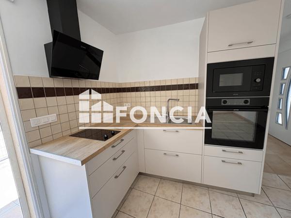 Location Maison 2 pièces 35.94 m² - 15 AVENUE DE LA LIBERATION Gardanne 13120