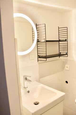 Nancy, 6 place Carnot, studio meublé neuf dans hôtel particulier