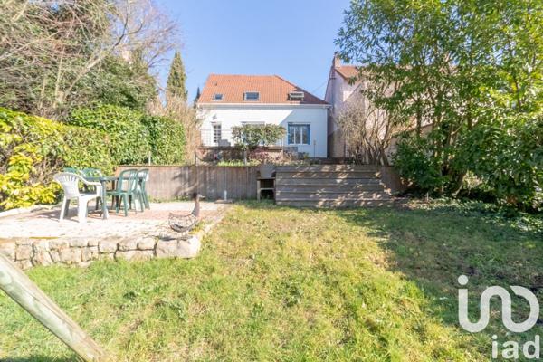 Maison 6 pièces de 110 m² à Vaux-sur-Seine (78740)