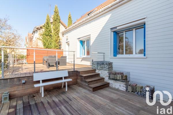 Maison 6 pièces de 110 m² à Vaux-sur-Seine (78740)