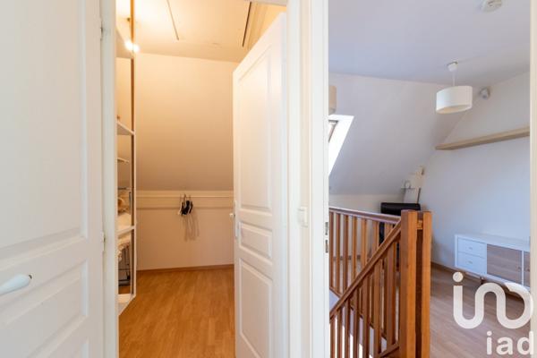 Maison 6 pièces de 110 m² à Vaux-sur-Seine (78740)