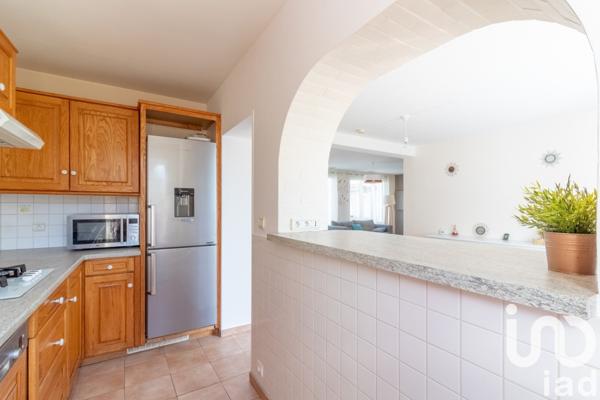 Maison 6 pièces de 110 m² à Vaux-sur-Seine (78740)