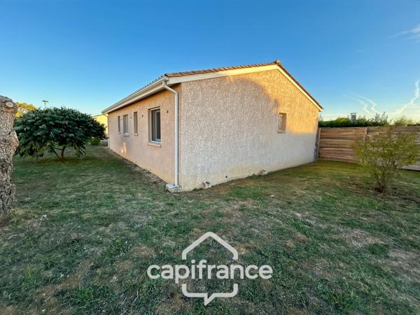 🏡 Maison de plain-pied 80 m² avec piscine sur terrain de 650 m² – Lavardac