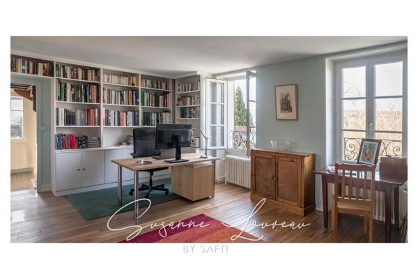 Habitation ancienne allie emplacement de choix et potentiel à révéler