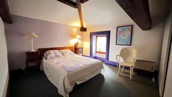 Maison Le Gua 9 pièces 6 chambres dépendance